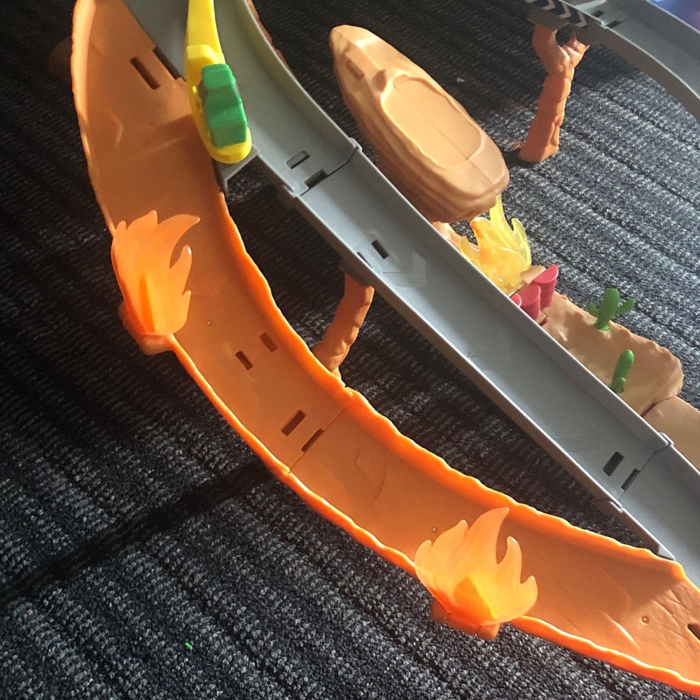 Disney Cars Rally Race 200 Track Playset ❣️Ship Alone❣️ - Picture 13 of 14